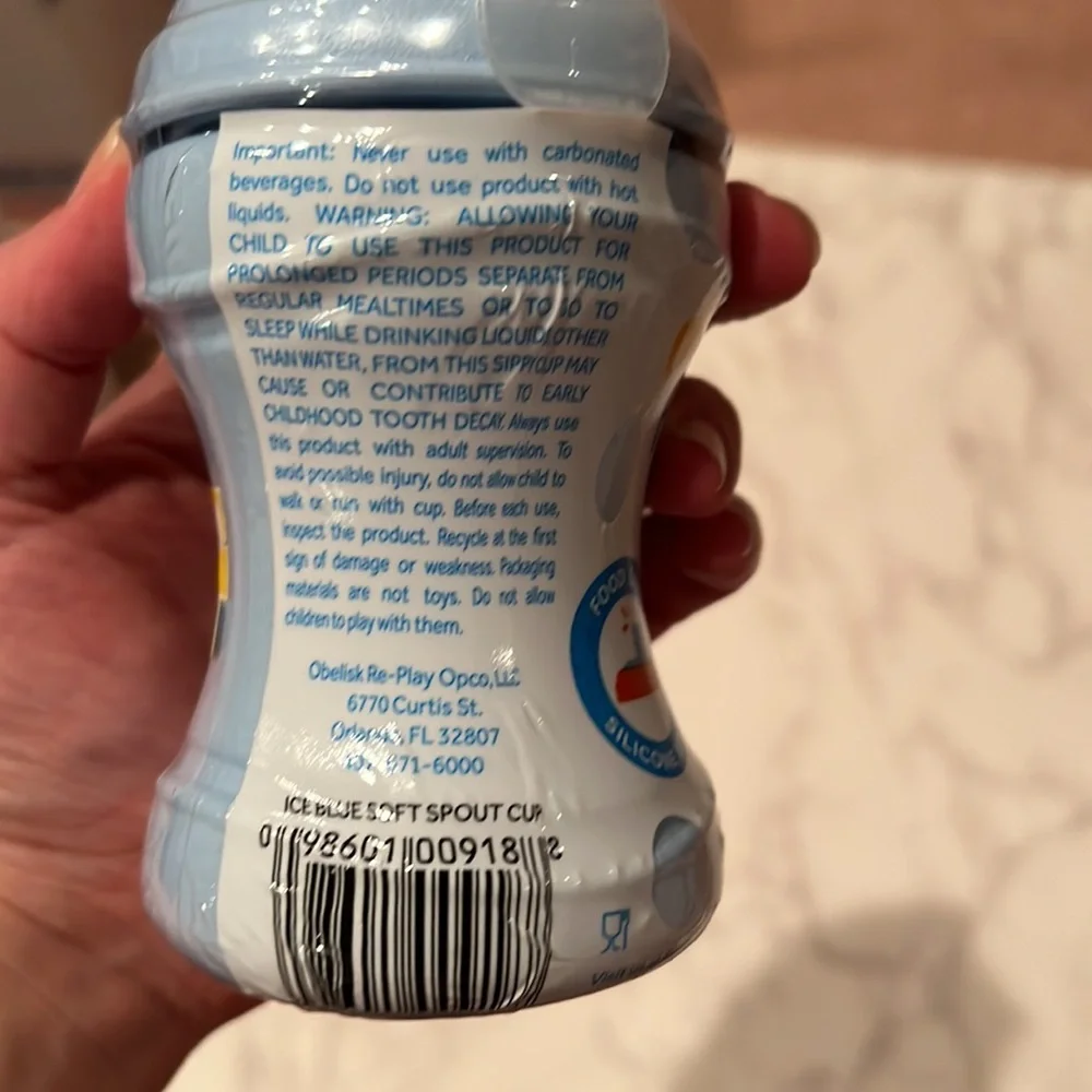 NWT Re-Play Soft Spout Sippy Cups Ice Blue 8 Oz Travel Cap